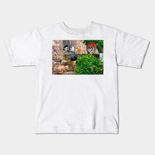 Siesta time for the cats of Monemvassia Kids T-Shirt